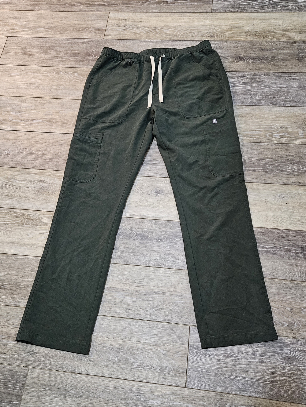 Men's Moss Green Cairo Cargo Straight Leg Scrub Pants Size Large - Picture 1 of 6
